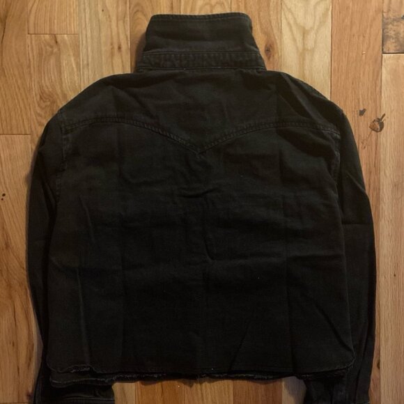 Horse Embroidered Cropped Denim Shirt / Light Jacket. - Picture 7 of 8